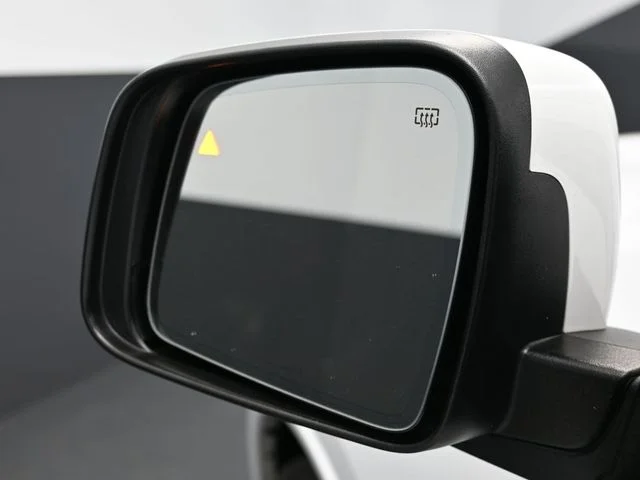 Used 2022 White Dodge R/T image 9