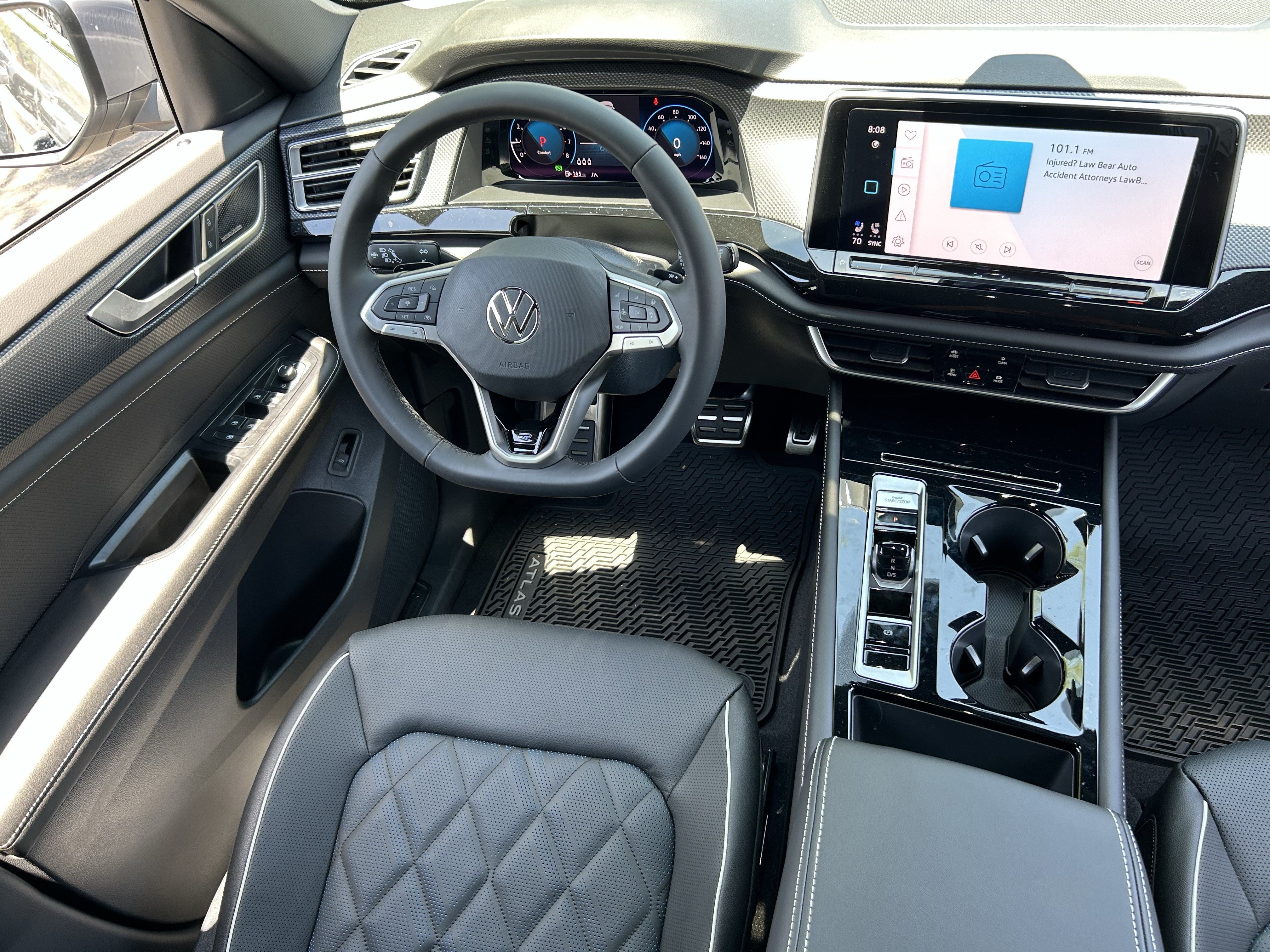 New 2026 Pure Gray Volkswagen 2.0T SEL Premium R-Line image 10