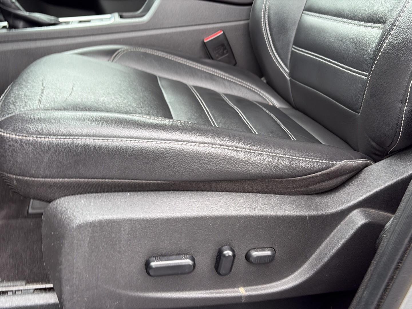 Used 2019 Ingot Silver Ford Titanium image 7