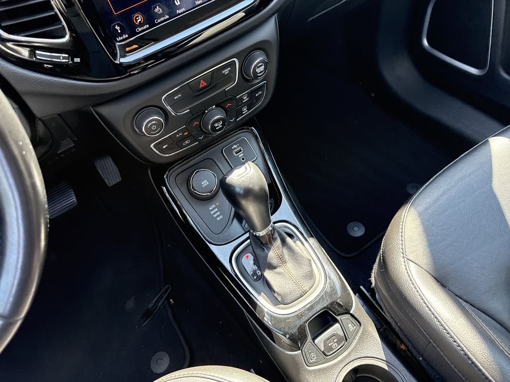 Used 2020 White Jeep Limited image 14