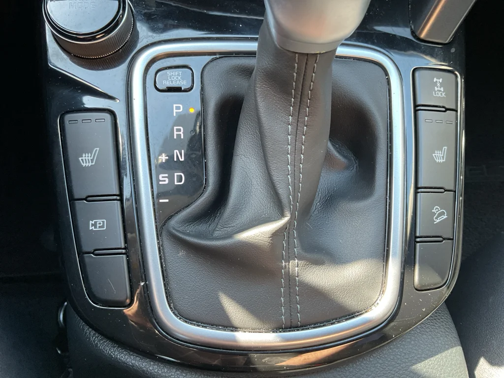 Certified Used 2024 Steel Gray Kia S image 27