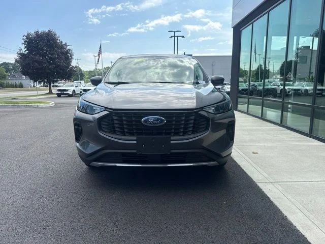 Used 2024 Gray Ford Active image 7