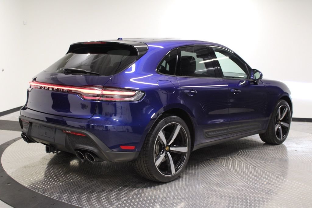 Used 2026 Gentian Blue Metallic Porsche  image 7