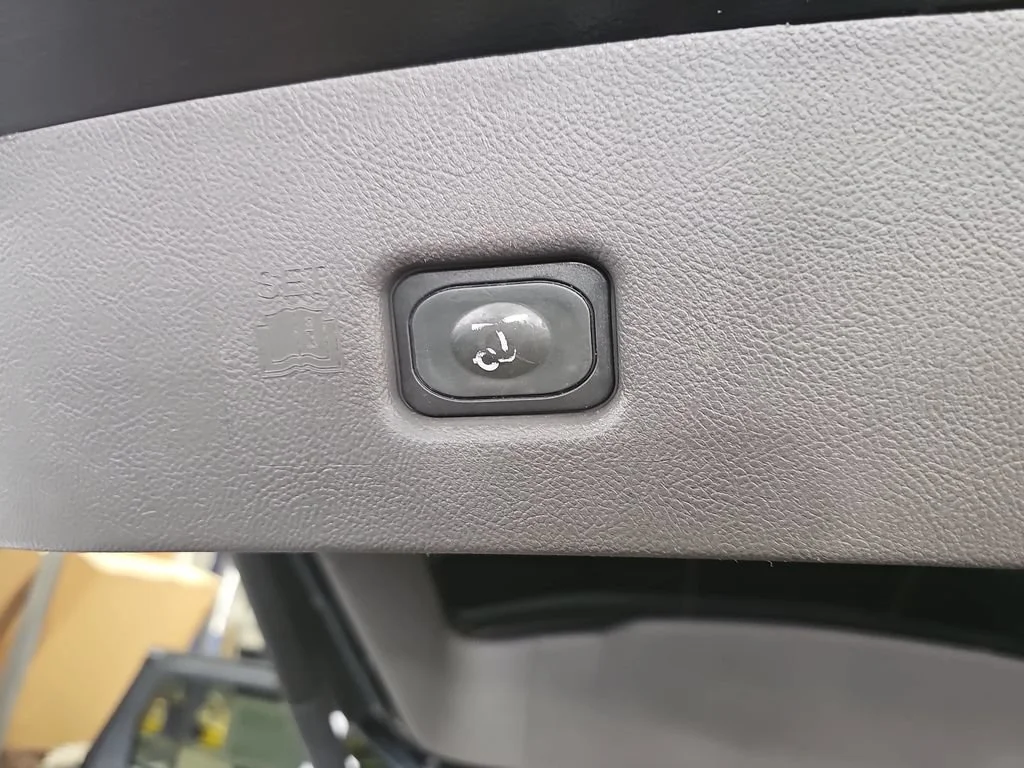Certified Used 2019 Black Lincoln Reserve image 17