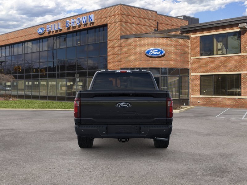 New 2026 Agate Black Metallic Ford XLT image 5
