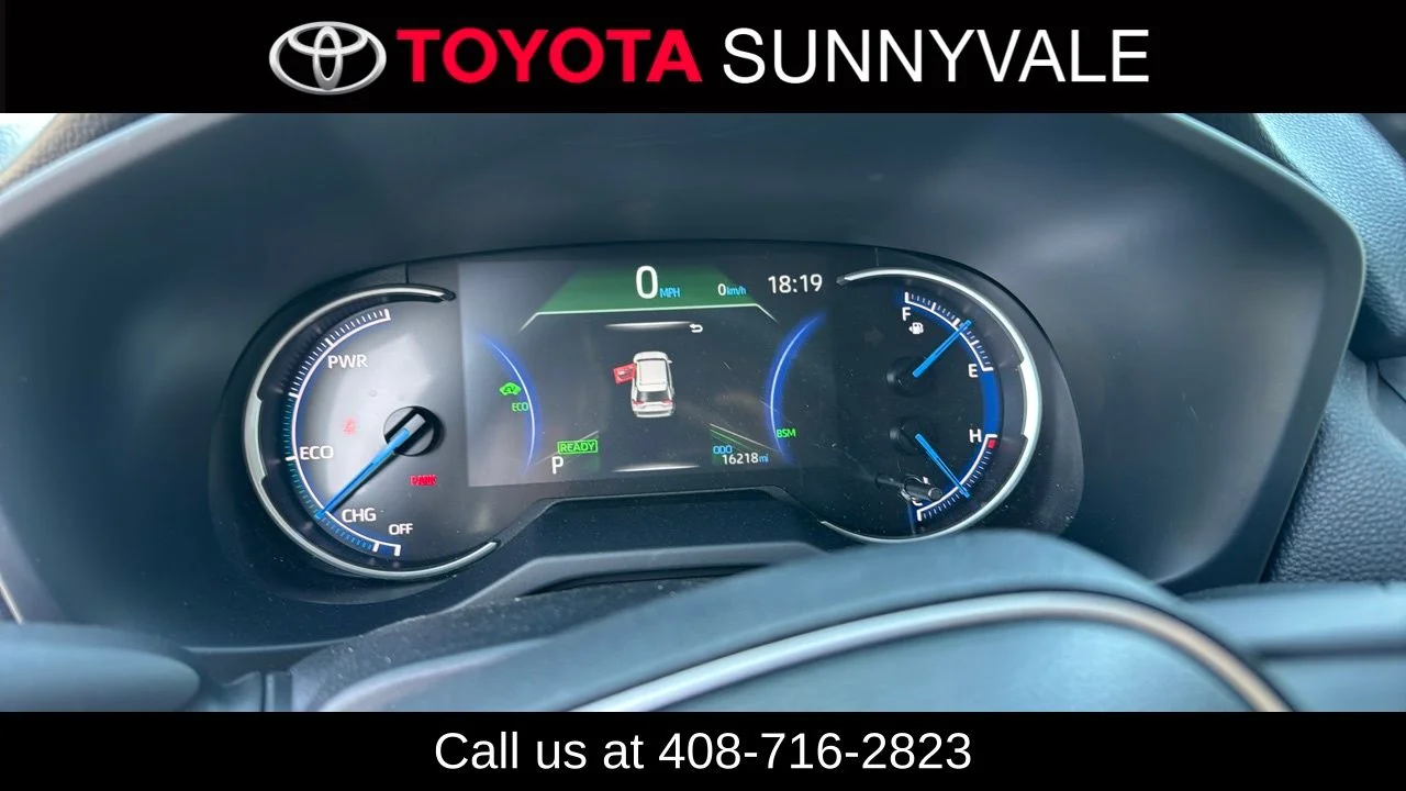 Certified Used 2025 Gray Toyota XLE image 3