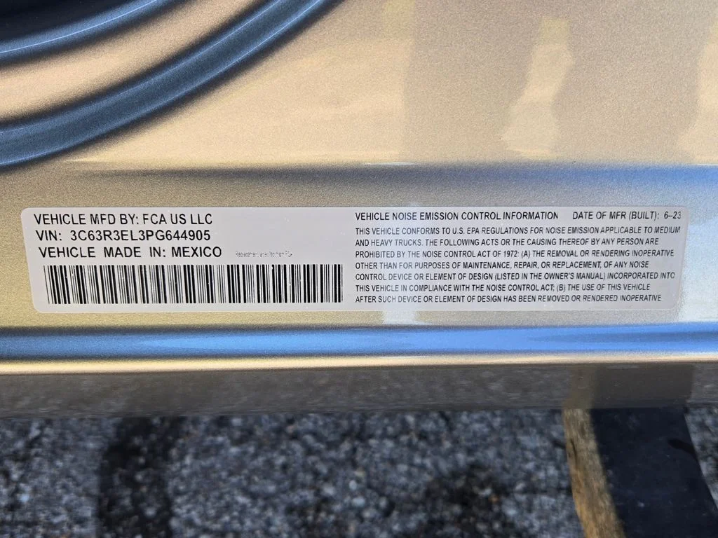 Used 2023 Silver Ram Laramie image 34