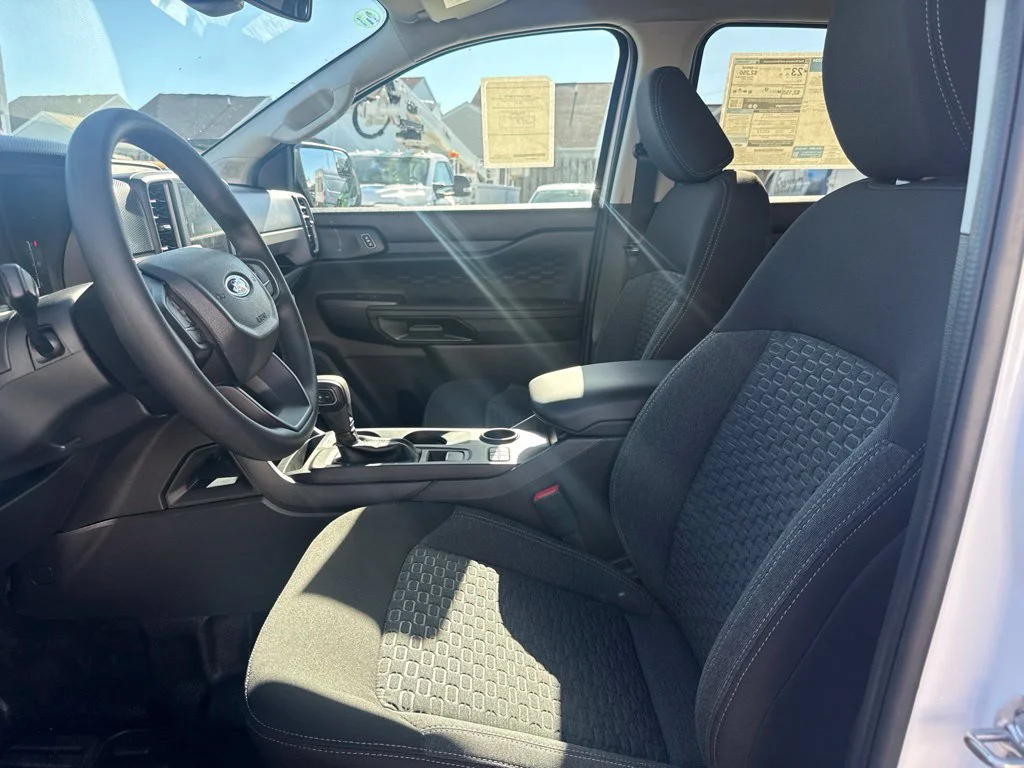 New 2026 Oxford White Ford XL image 17