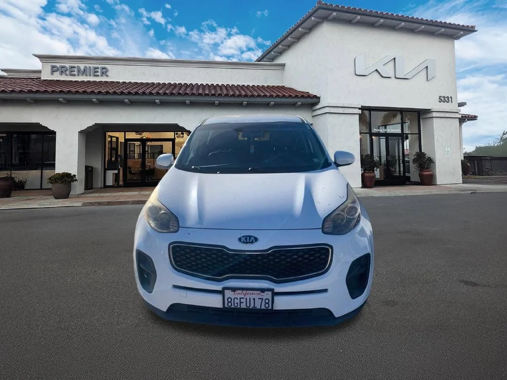 Used 2019 White Kia LX image 3