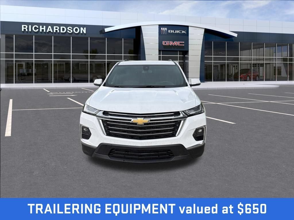 Used 2023 Summit White Chevrolet LT Cloth image 3