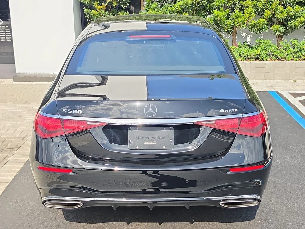 Used 2023 Black Mercedes-Benz S 580 image 5