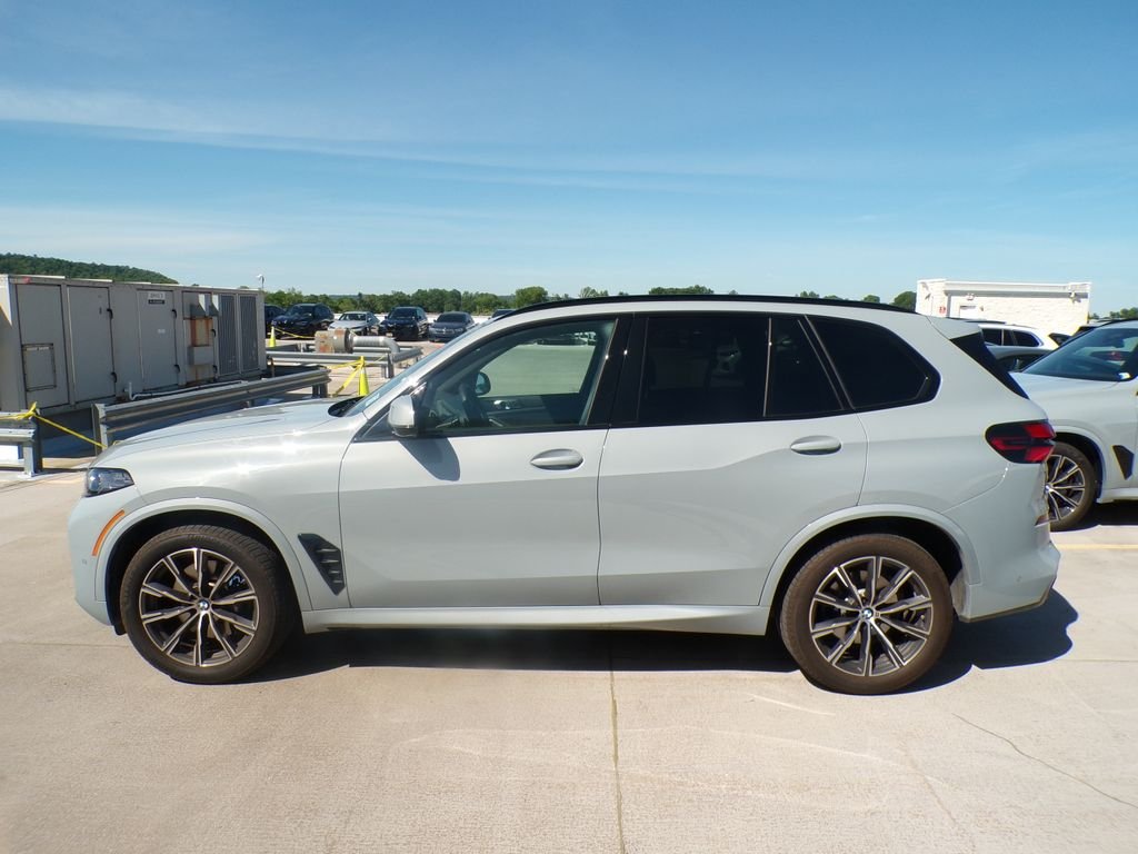 Certified Used 2026 Brooklyn Grey Metallic BMW xDrive40i image 4