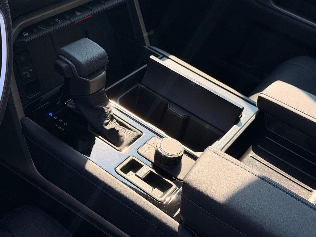 New 2026 Lunar Rock Toyota Platinum image 14