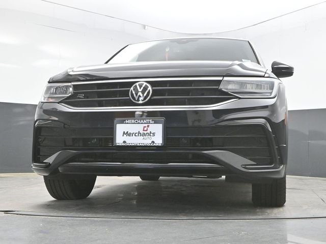 Used 2022 Black Volkswagen 2.0T SE R-Line Black image 26