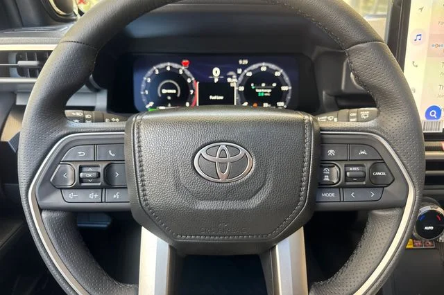 New 2026 Wind Chill Pearl <sup>1</sup> Toyota 4Runner Limited image 25