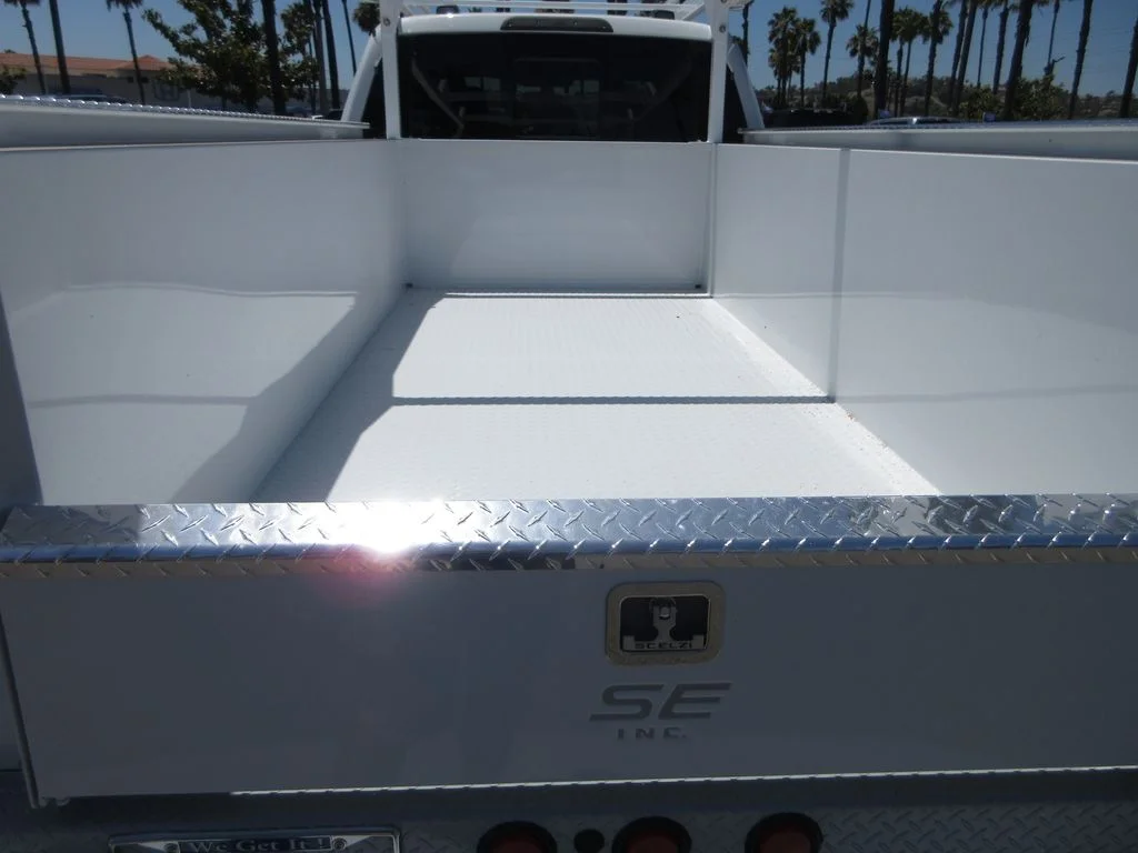 New 2026 Oxford White Ford XL image 14