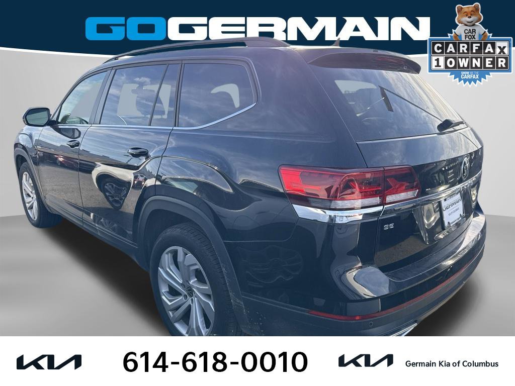 Used 2023 Black Volkswagen 2.0T SE w/Technology image 2