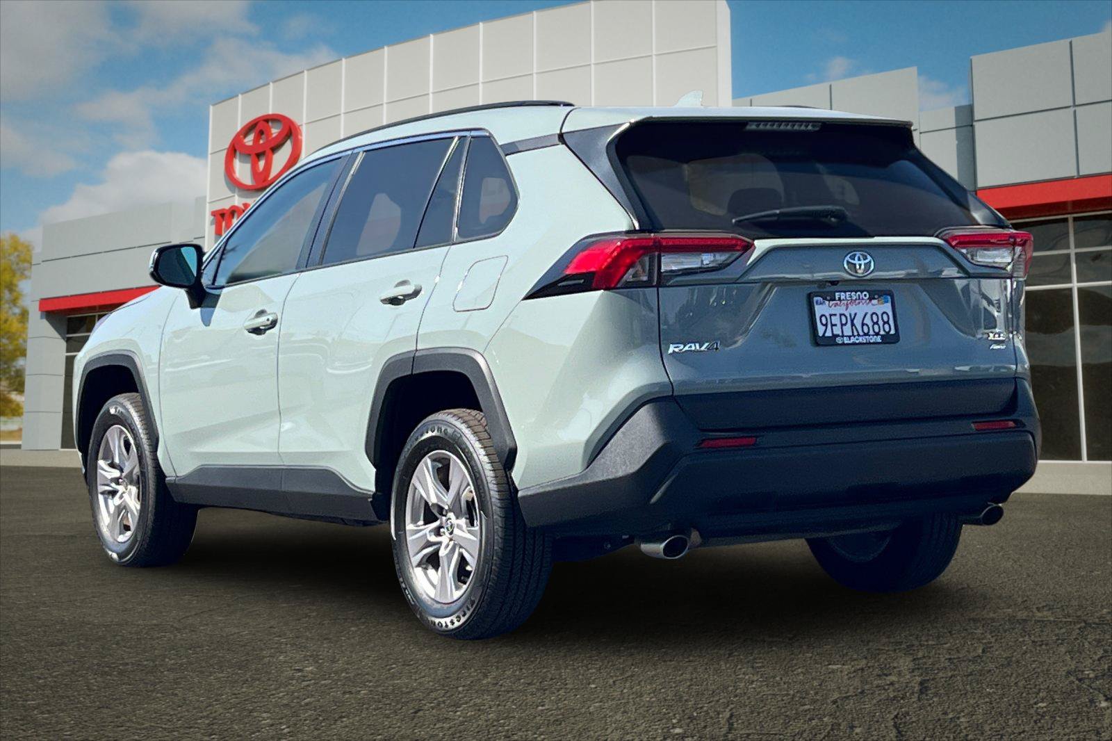 Used 2023 Lunar Rock Toyota XLE image 5