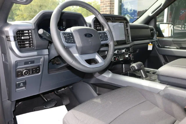 New 2026 Antimatter Blue Metallic Ford XLT image 28