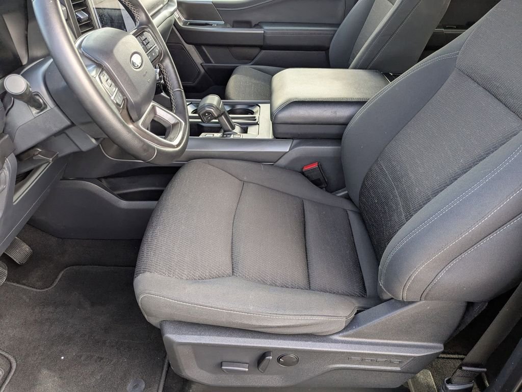 Used 2024  Ford XLT image 16