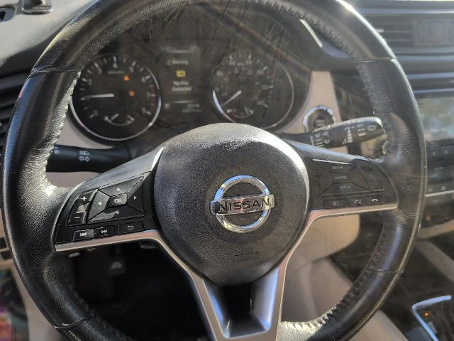 Used 2017 Red Nissan SV image 19