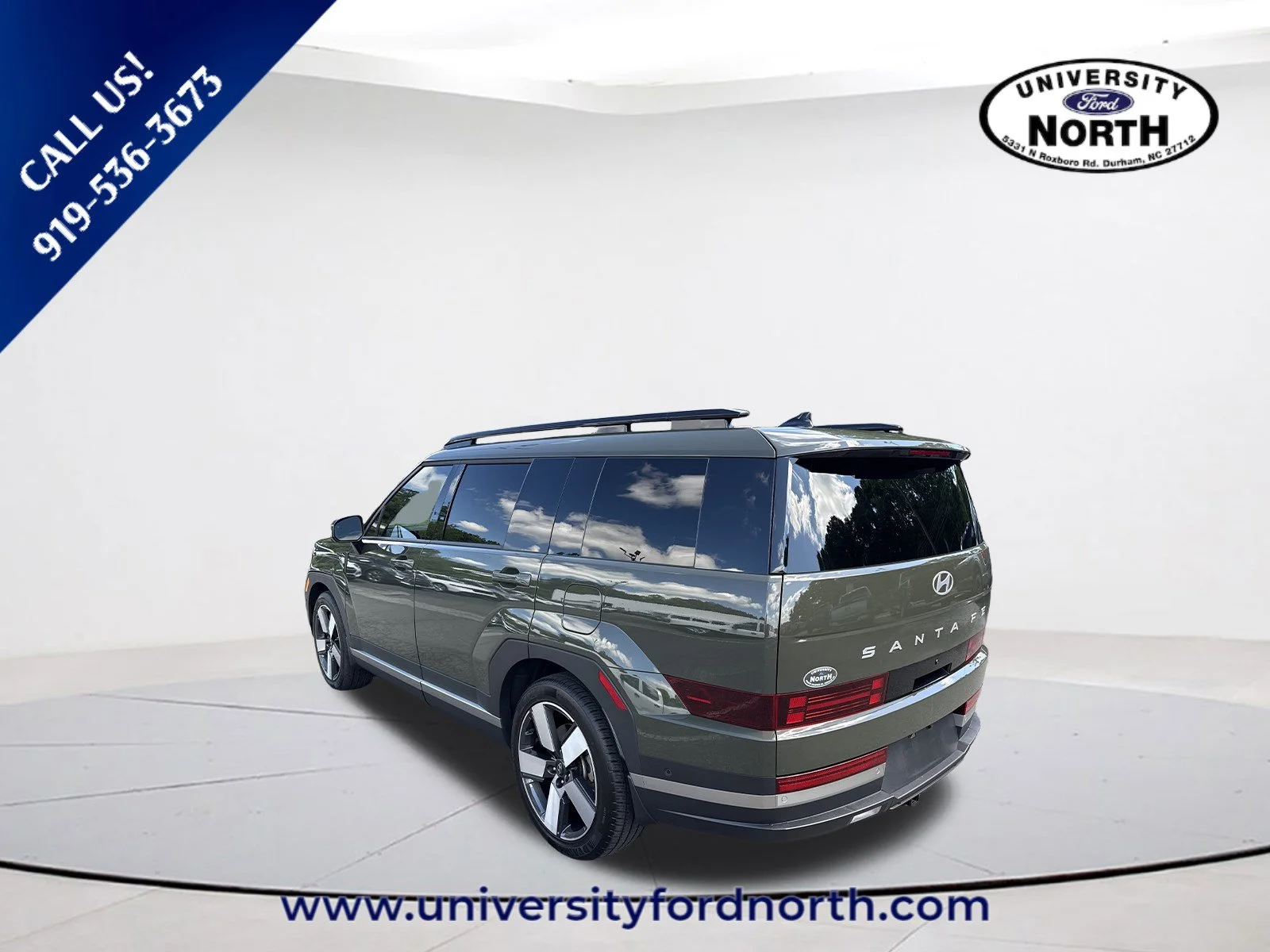 Used 2025 Rockwood Green Hyundai Limited image 6