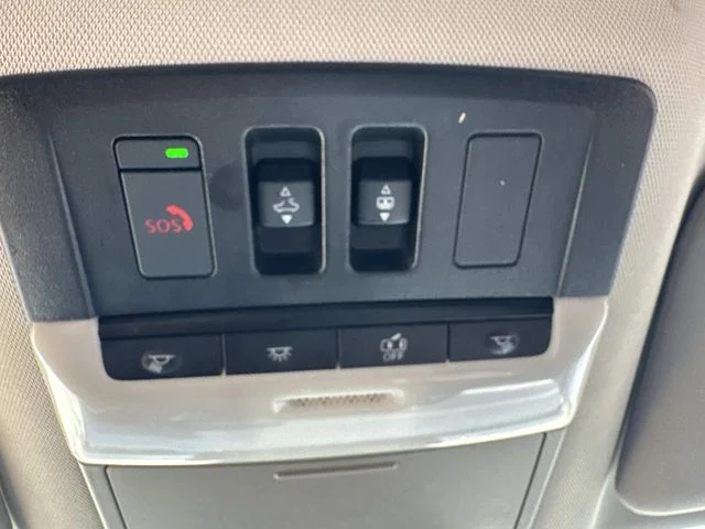 Used 2023 Gray Nissan Platinum image 39