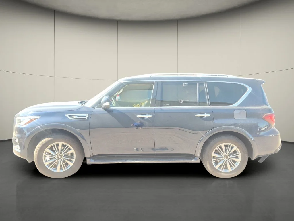 Used 2024 Blue INFINITI LUXE image 4