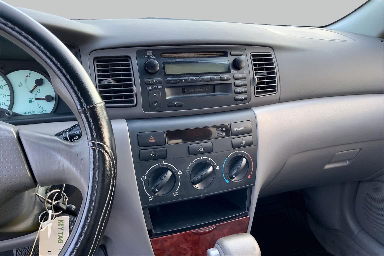 Used 2003 Lunar Mist Metallic Toyota LE image 5