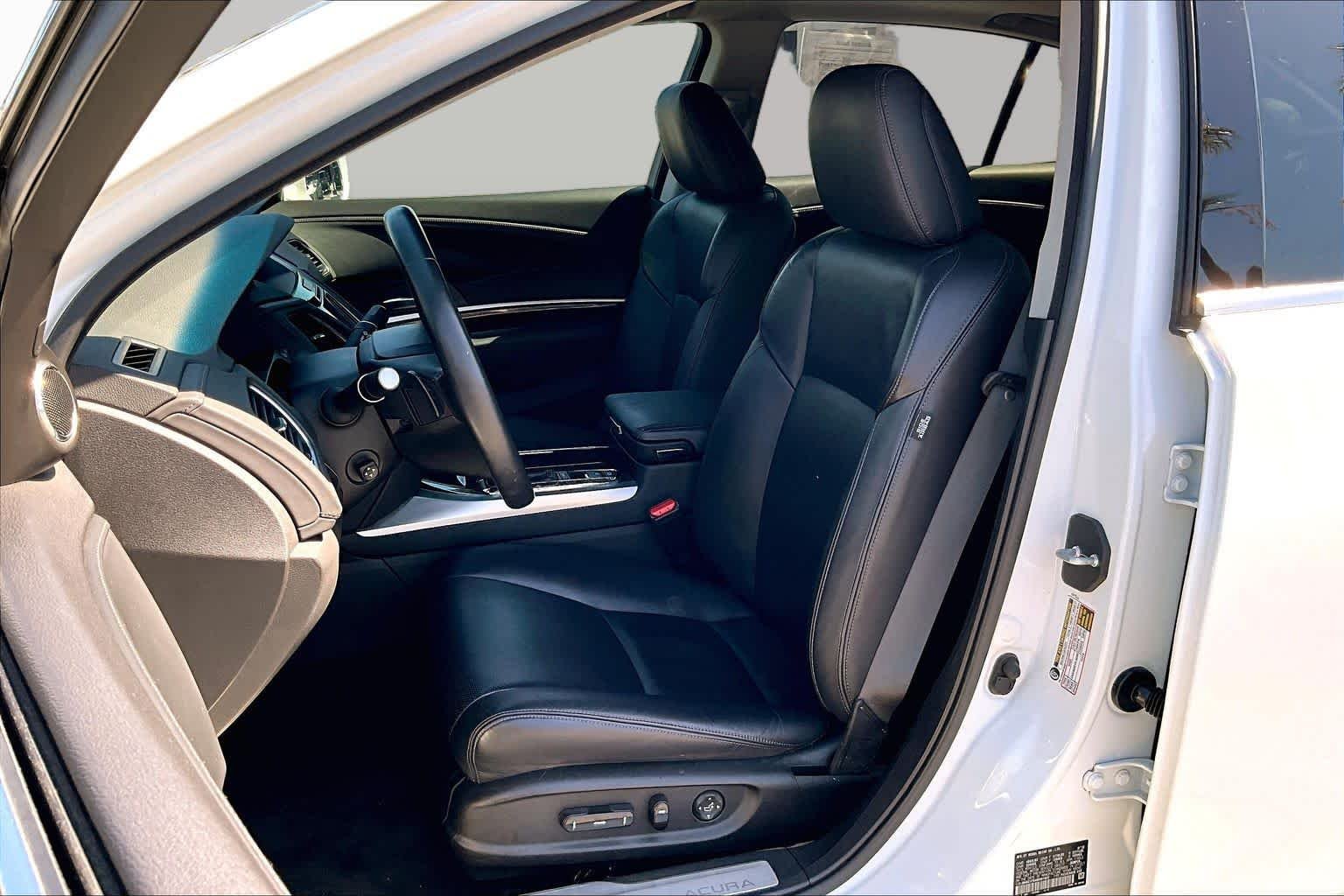 Pre-Owned 2016 Acura RLX Tech Pkg