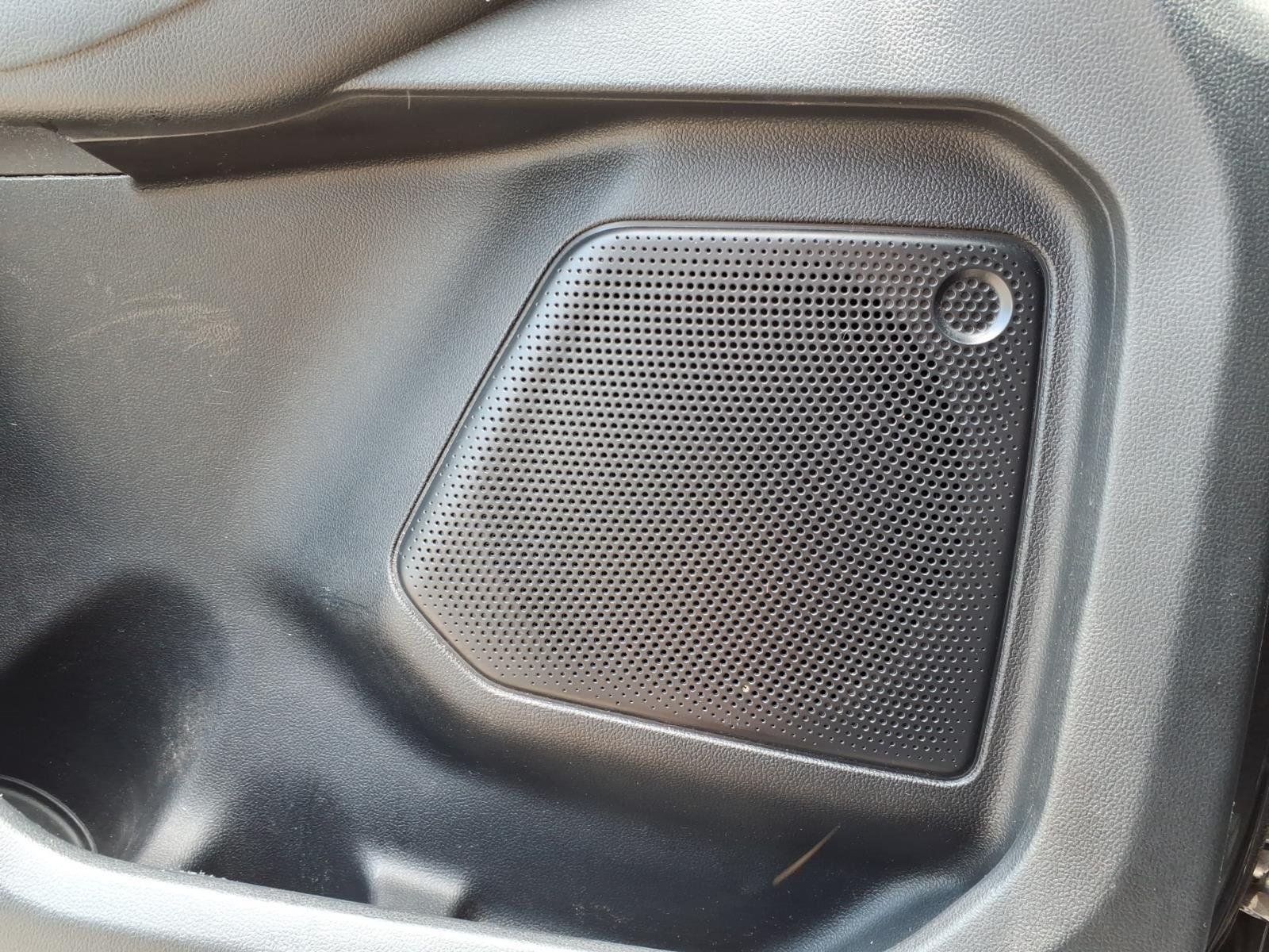 Used 2020 Magnetic Ford SE image 6