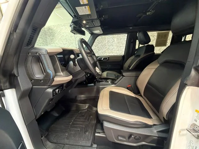 Used 2024 White Ford Wildtrak image 21