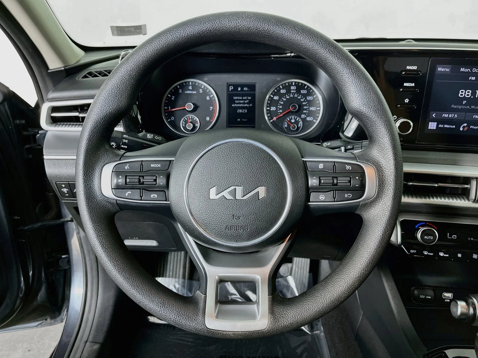 Used 2023 Gray Kia LXS image 12