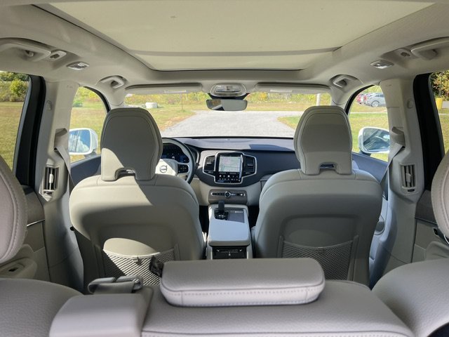 Used 2024 White Volvo Plus Bright Theme image 12