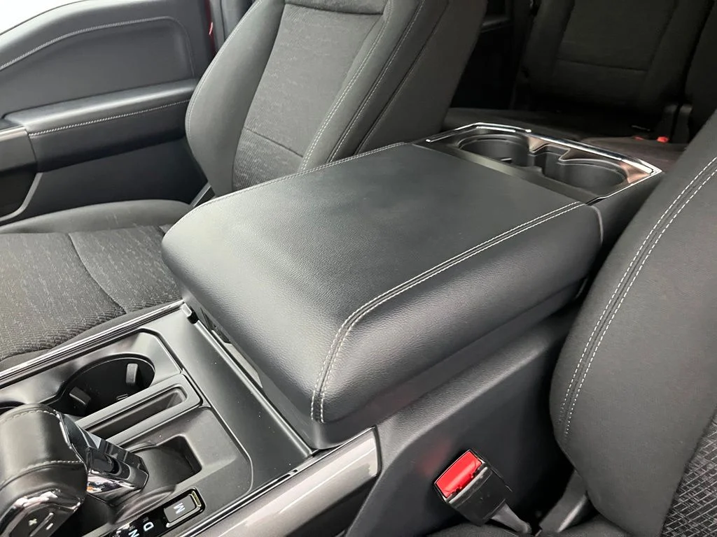 Used 2023 Red Ford XLT image 24