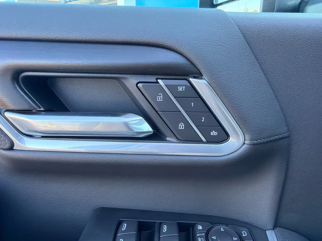 New 2026 Sterling Metallic GMC Denali image 20