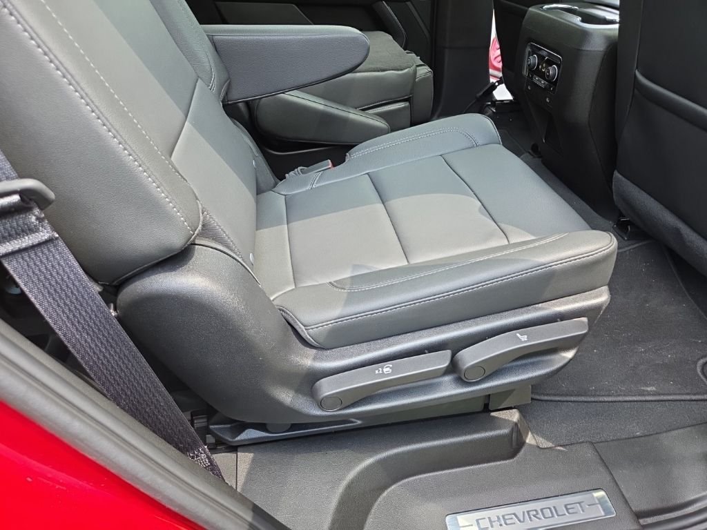 Used 2024 Radiant Red Chevrolet Z71 image 16