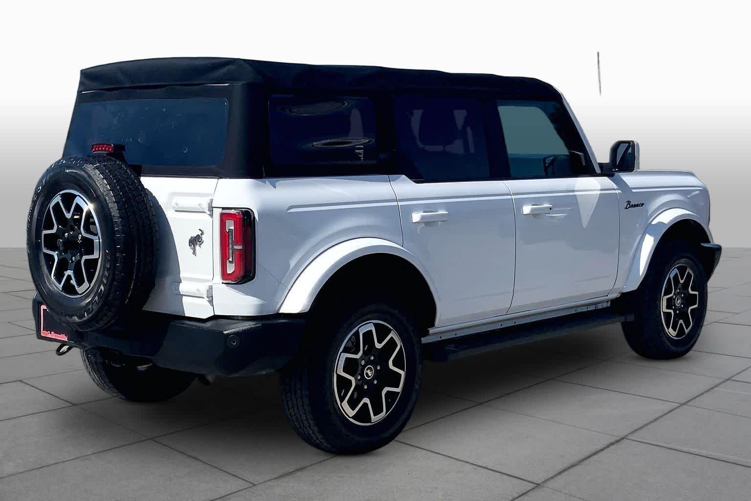 Certified Used 2021 Oxford White Ford Outer Banks image 13