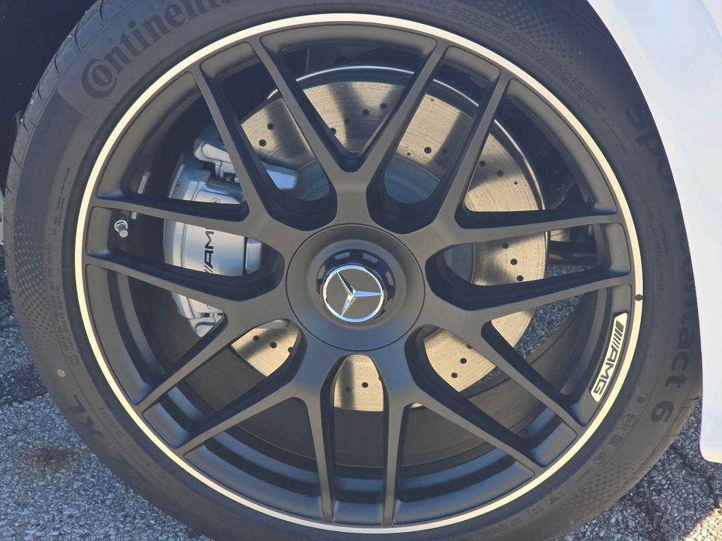 New 2026 MANUFAKTUR Moonlight White Metallic Mercedes-Benz GLE 53 AMG® image 9