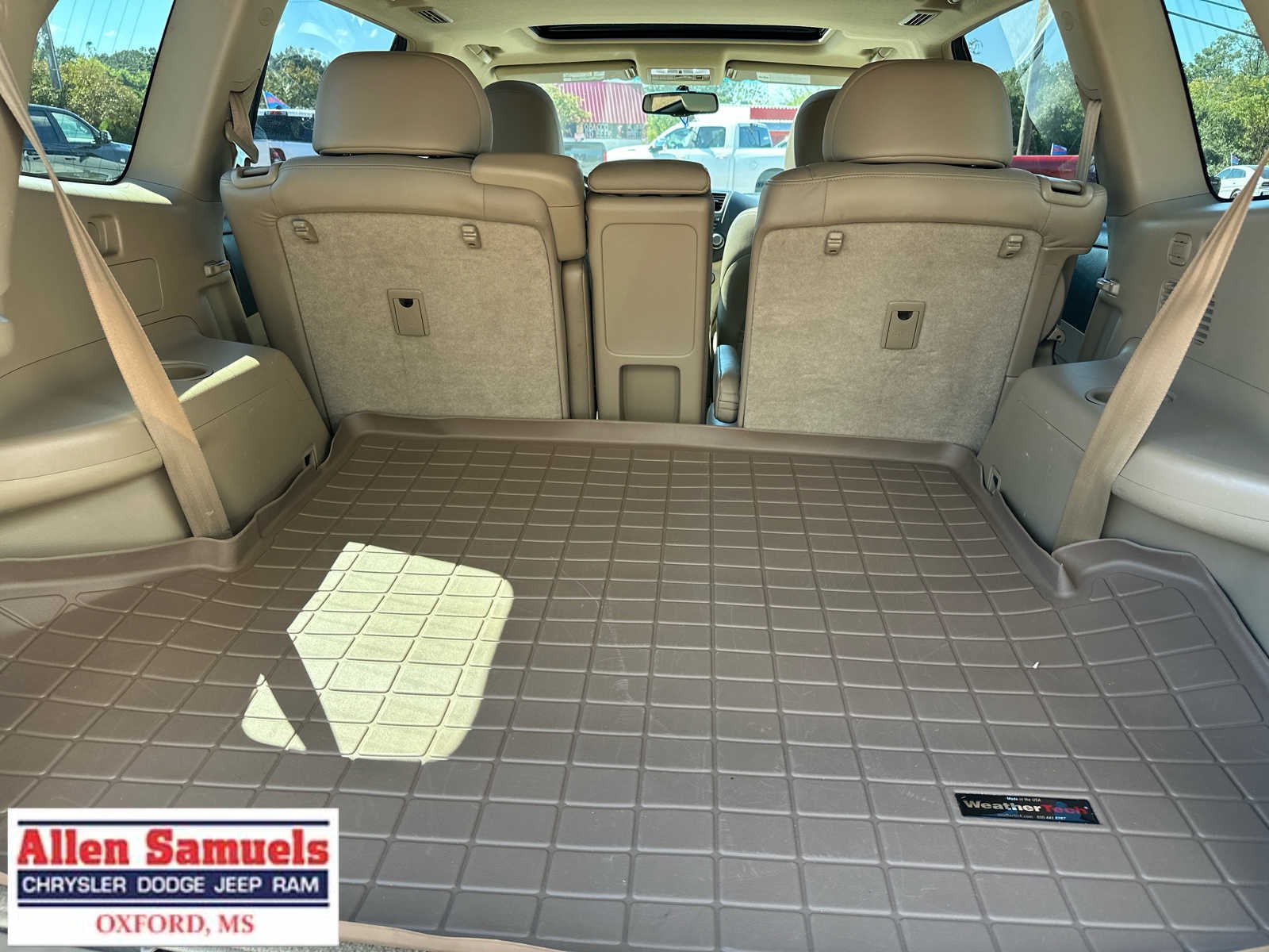 Used 2010 Blizzard Pearl Toyota Limited w/3rd Row image 40