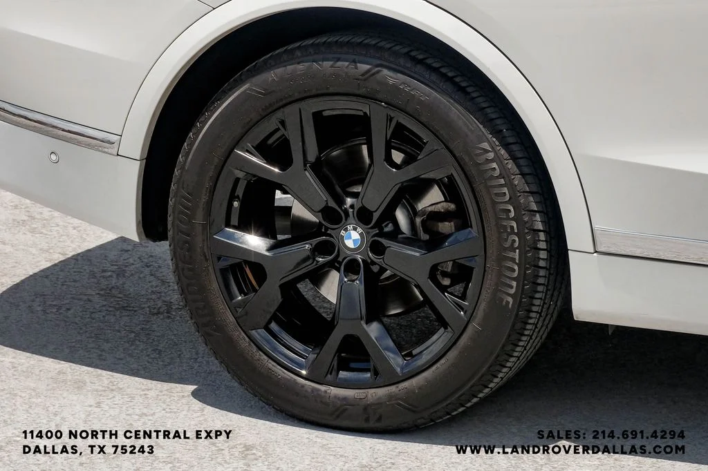 Used 2023 Mineral White Metallic BMW xDrive40i image 59