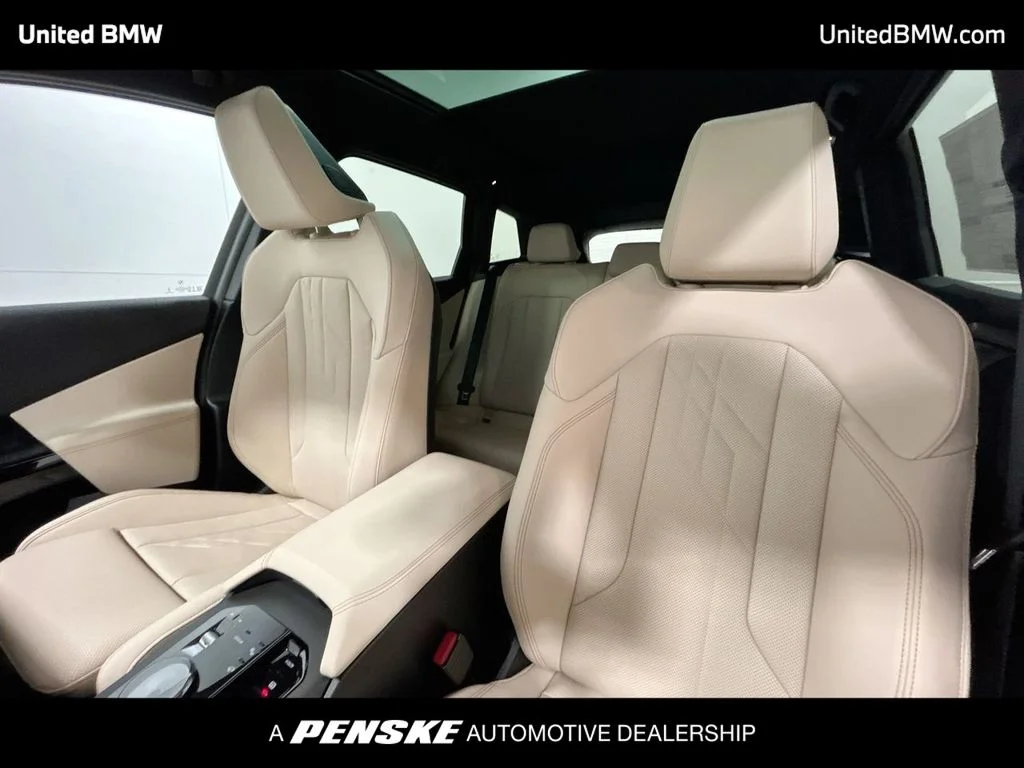 2026 BMW X3 30 - Photo 13