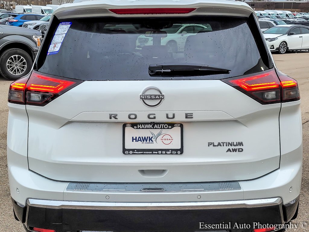 New 2026 Everest White Pearl Tricoat Nissan Platinum image 5