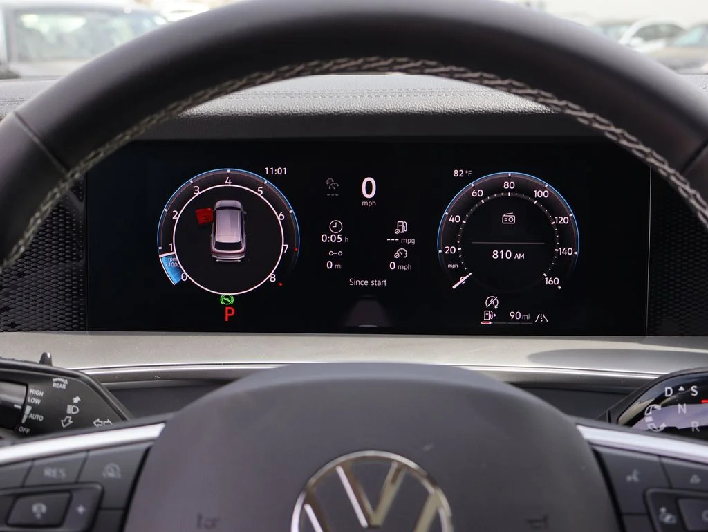 New 2026 Black Volkswagen 2.0T SE image 26