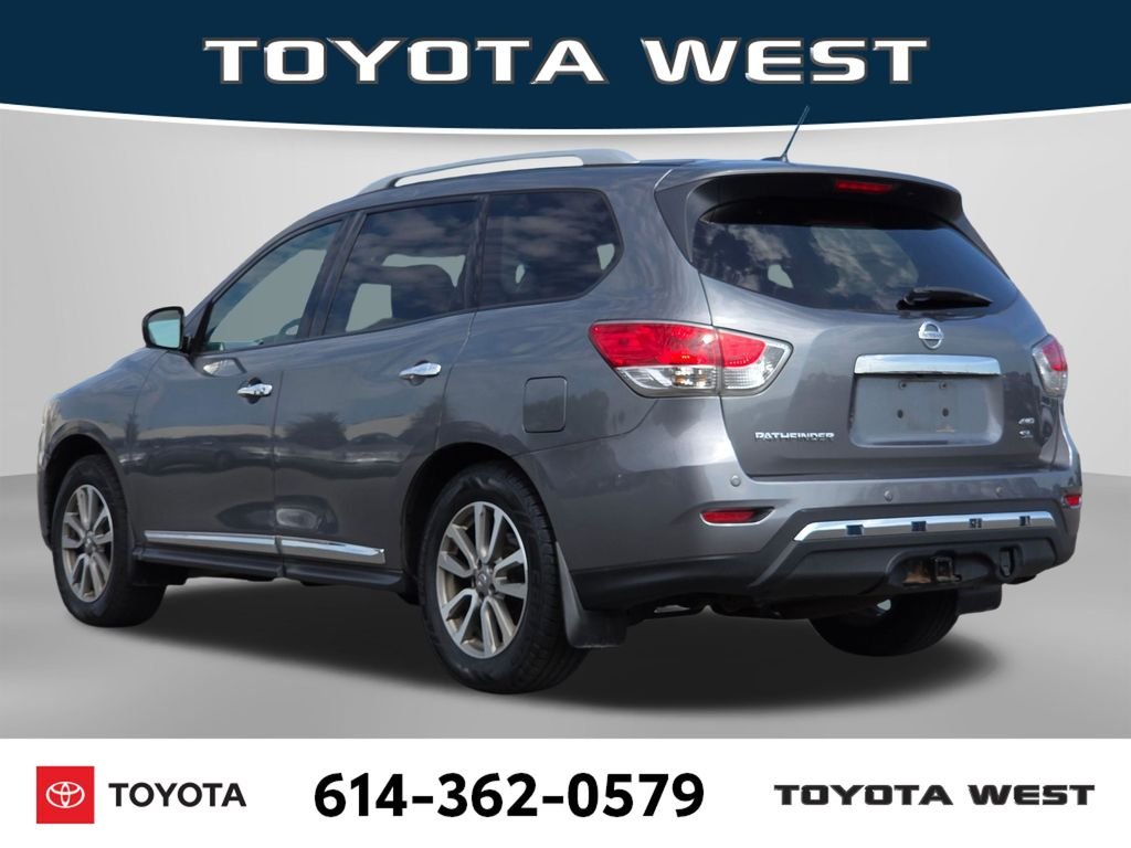 Used 2015 Gray Nissan SL image 10