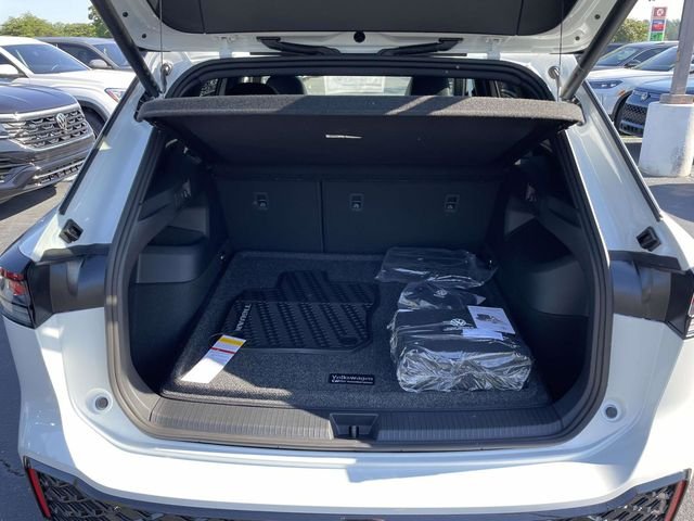 New 2026 White Volkswagen 2.0T SEL R-Line Turbo image 8