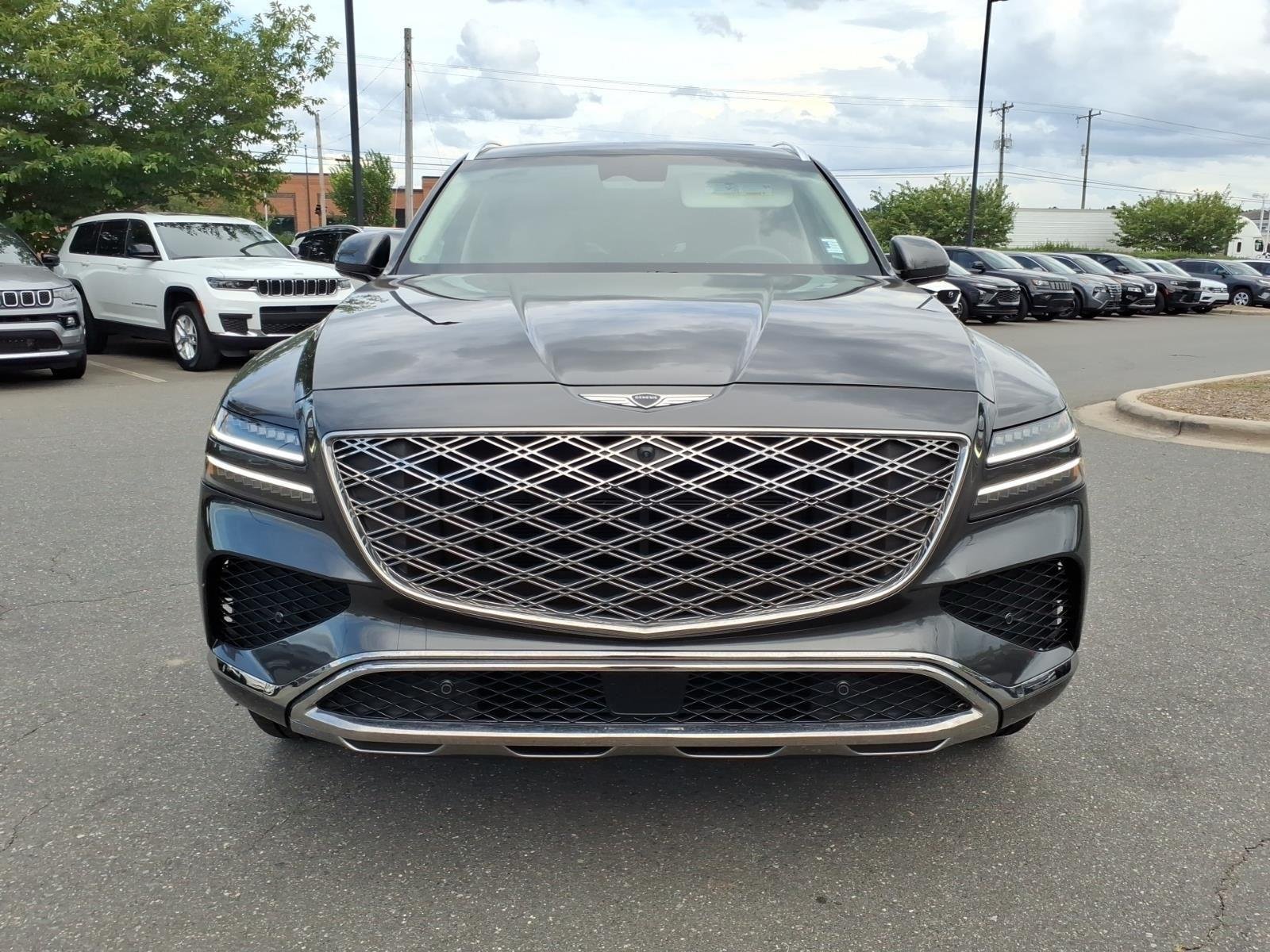 Used 2025 Makalu Gray Genesis 3.5T Prestige image 14