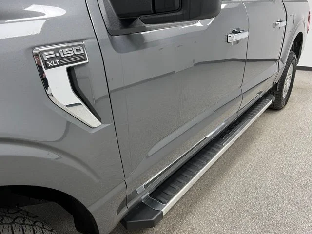 Used 2025 Gray Ford XLT image 10