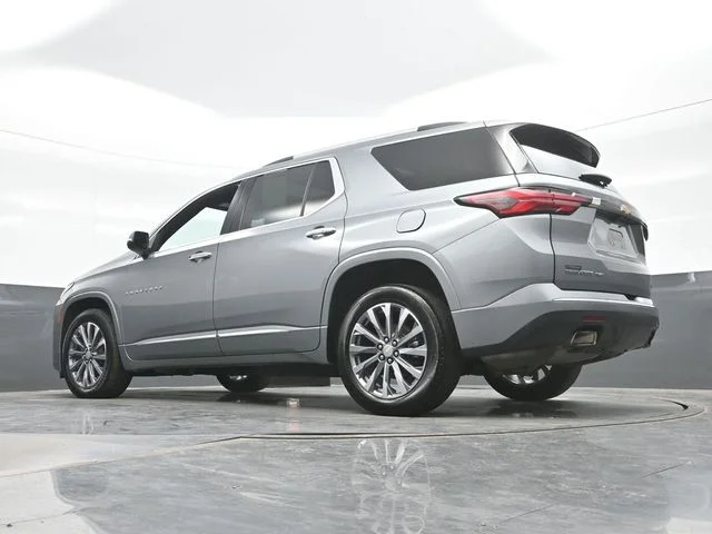 Used 2023 Gray Chevrolet Premier image 19
