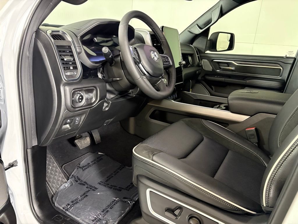 New 2026 Bright White Clear-Coat Exterior Paint RAM Laramie image 21